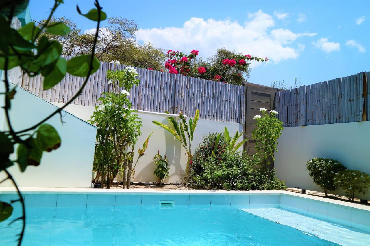 Meno Suites Gili Meno Buitenkant foto